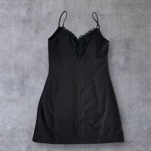 Windsor Women's Bodycon Dress Lace Trim V Neck Black Mini Length Sz: M